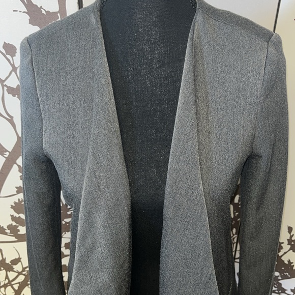 Seductions Size XS Grey & Silver Open Blazer NWOT‼️PRICE DROP‼️ $35 - Picture 3 of 14